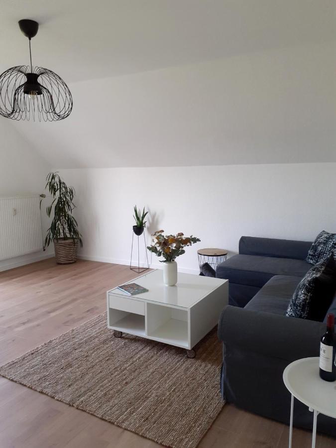 Eifelstern-Schoene Ferienwohnung Mit Balkon Kalenborn-Scheuern Extérieur photo