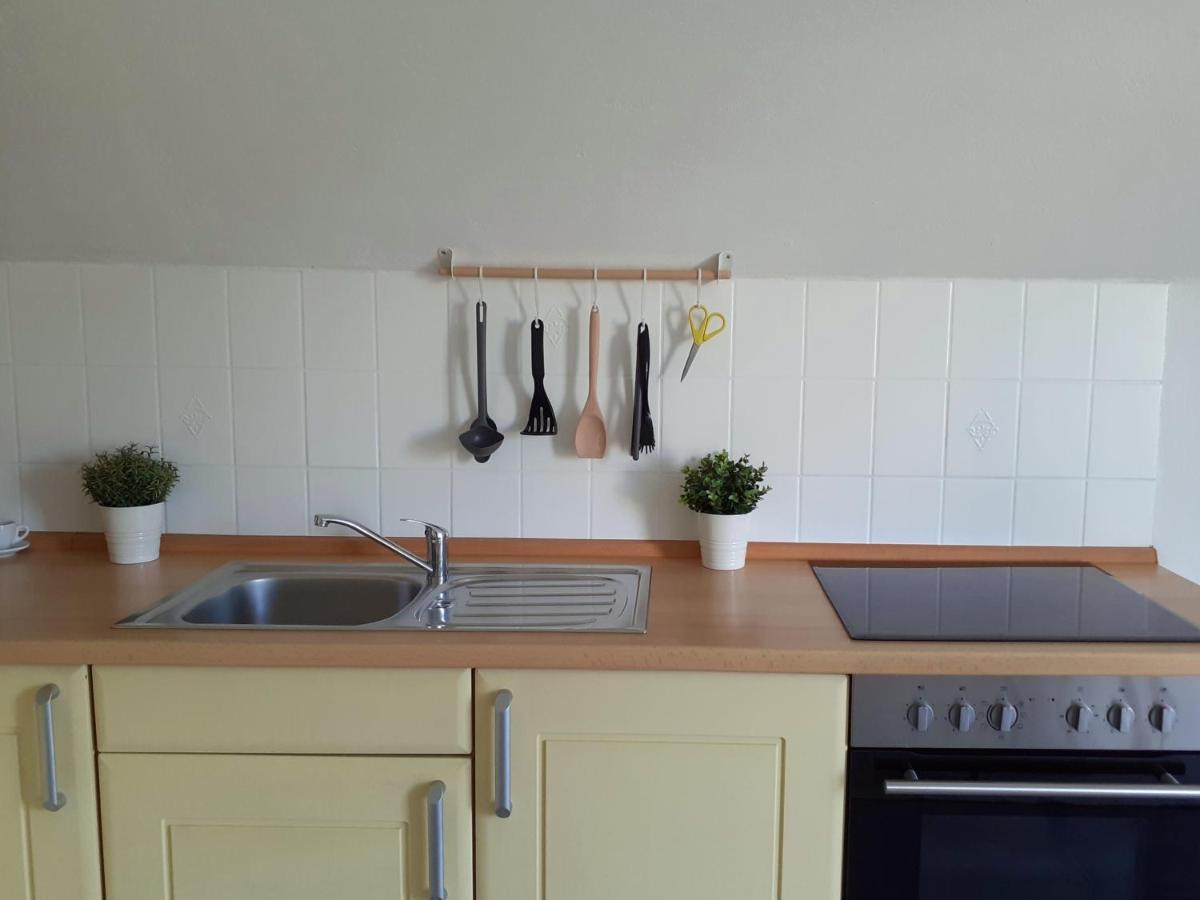 Eifelstern-Schoene Ferienwohnung Mit Balkon Kalenborn-Scheuern Extérieur photo